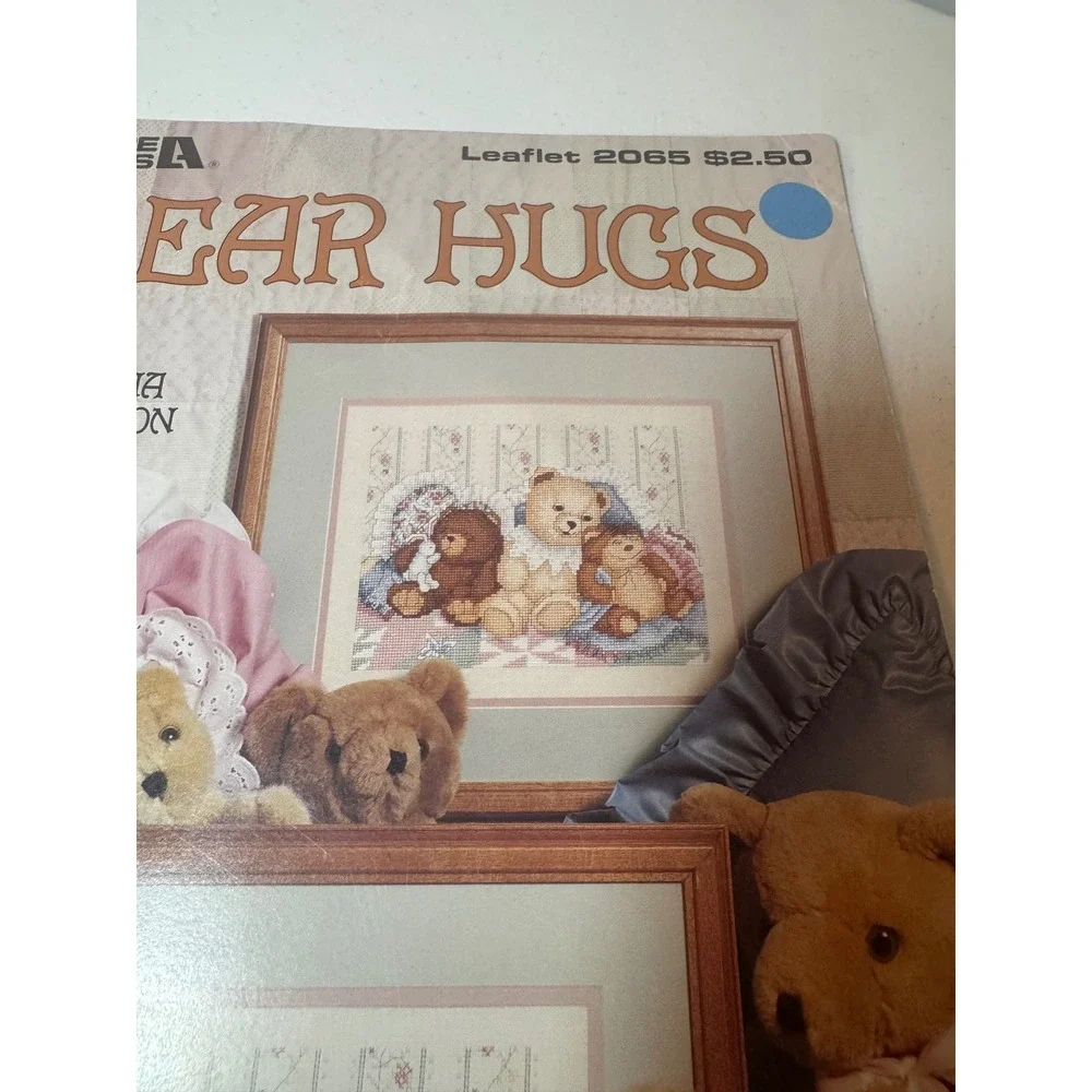 Vintage Leisure Arts Bear Hugs Cross Stitch Pattern Leaflet 2065 Richardson